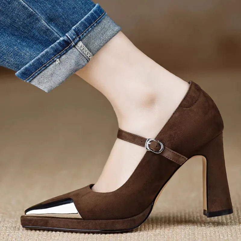 Mora - Elegant Mary Janes
