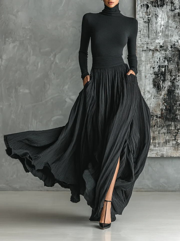 Paula | Turtleneck T-shirt Pleated Skirt Set